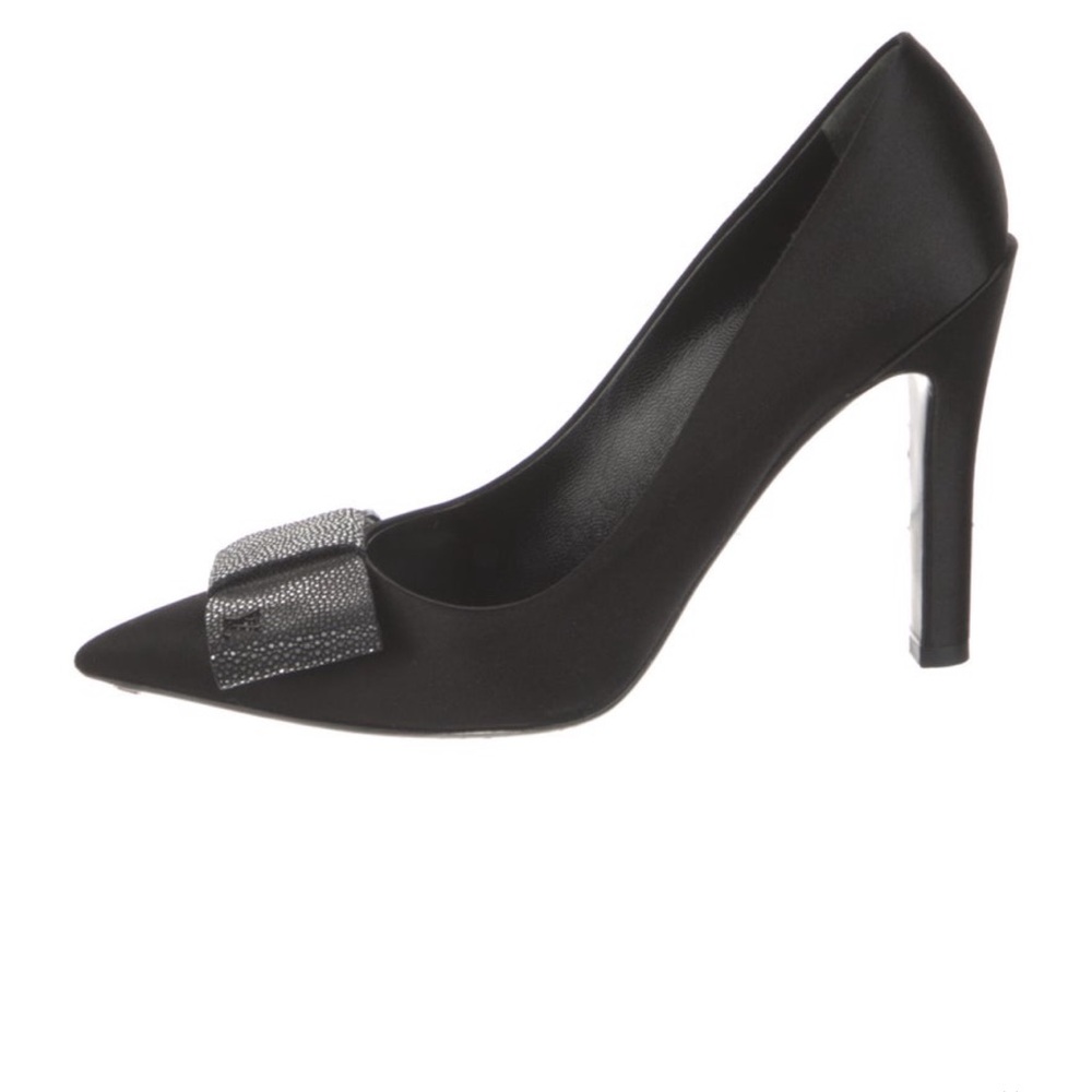 Louis Vuitton Black Heels with Silver Detail size 8